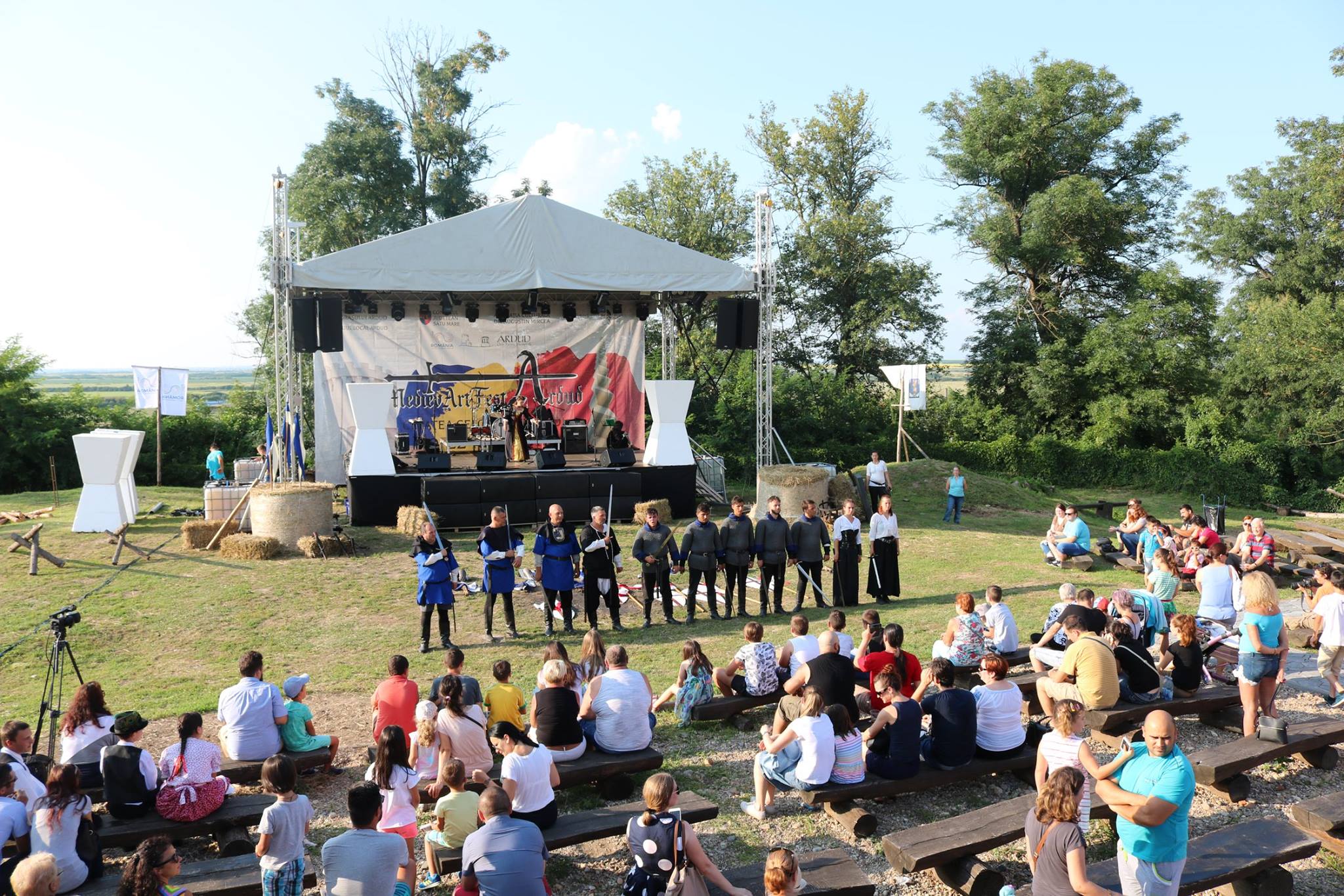 FOTO. Cetatea Ardud, sub asediul cavalerilor! Reper pe harta turismului românesc