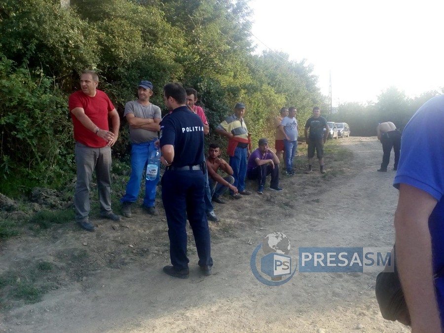 FOTO. Fetița pierdută în câmp a fost găsită! Preluată de un echipaj al Ambulanței