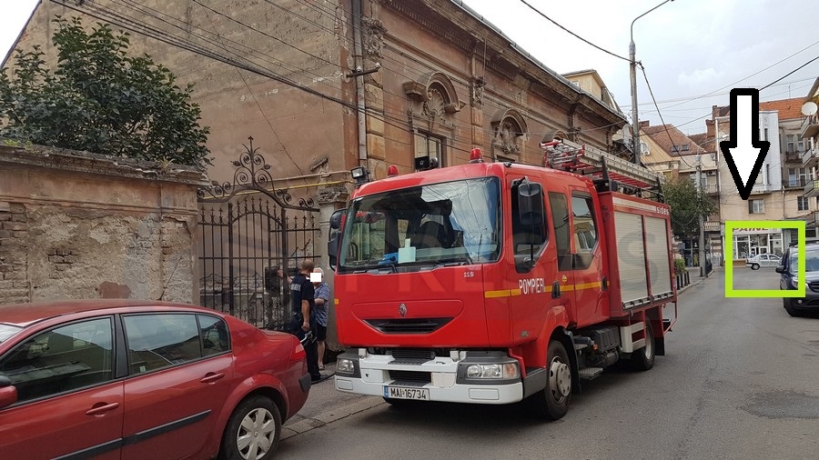 FOTO. Pericol în centrul Sătmarului. O stradă a fost închisă