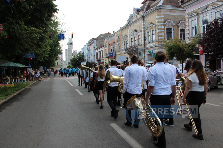 FOTO/VIDEO. Fanfare din toată țara la Satu Mare. Sute de instrumentiști și concerte