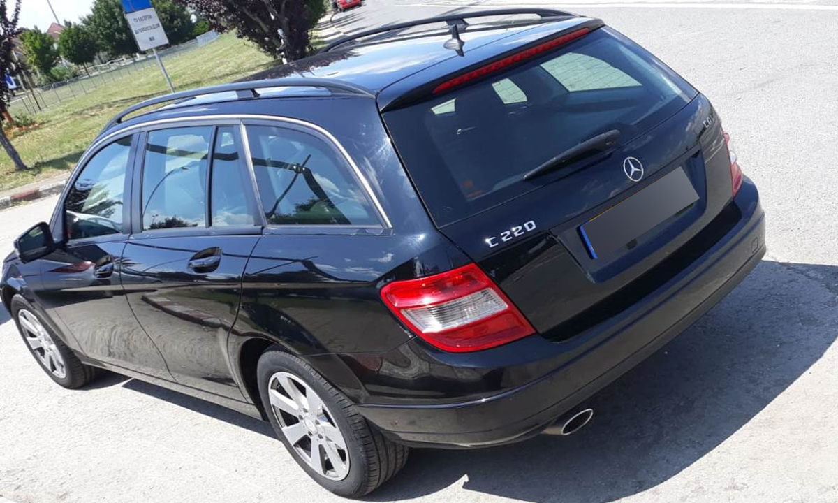 FOTO. Tânăr lăsat fără mașină în Petea, de polițiști! Ce a păcătuit