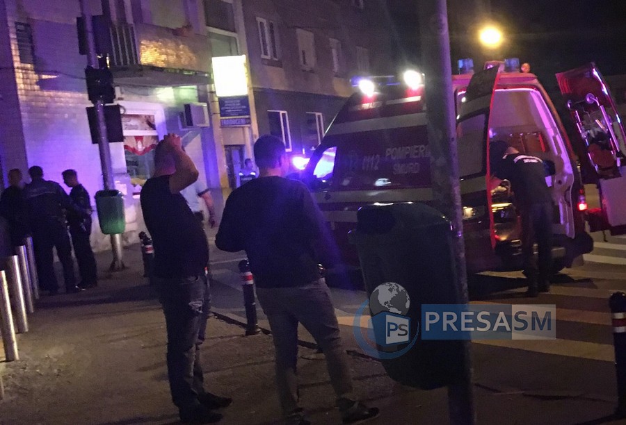 FOTO/VIDEO. Bătaie în centrul municipiului Satu Mare. O victimă la Urgențe