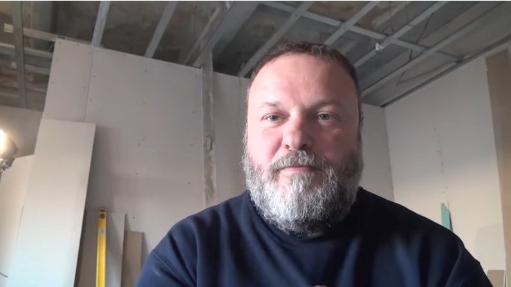 VIDEO. Pățania comică a unui client nemulțumit la Dedeman, în Satu Mare