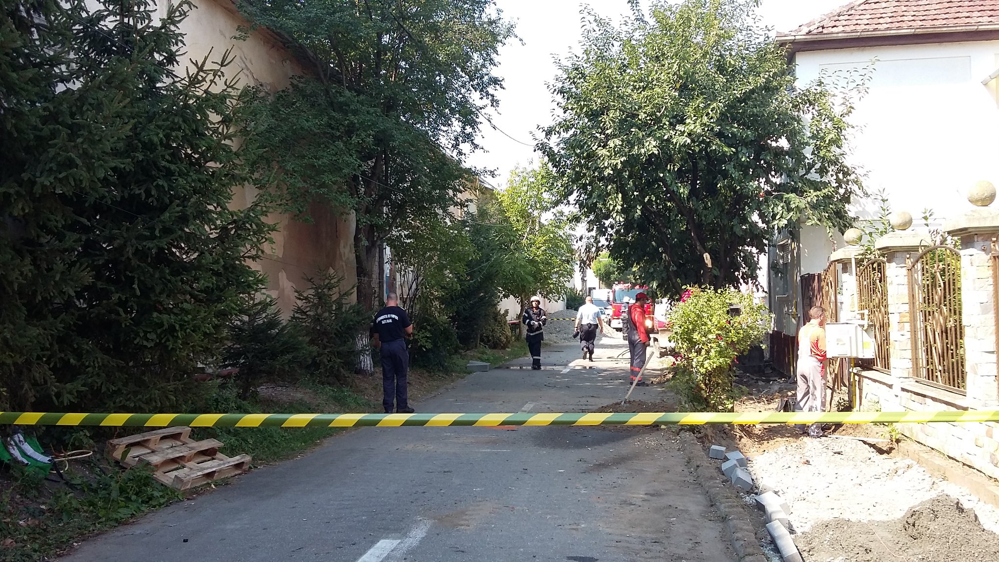 FOTOGALERIE. Pericol iminent de explozie în municipiul Satu Mare. Intervenție de urgență