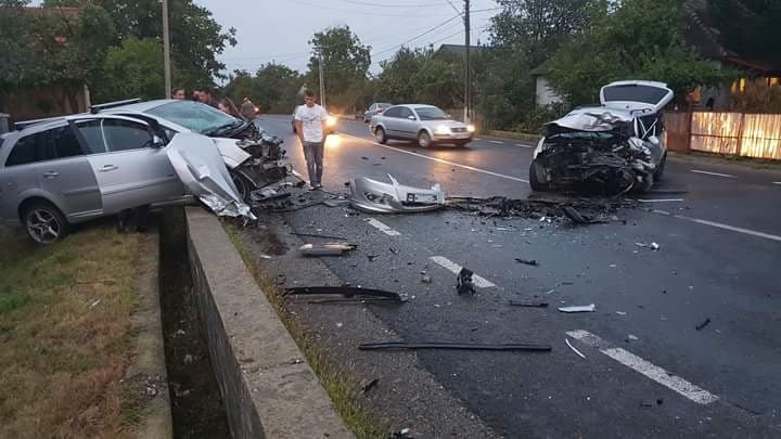 FOTO. Cum s-a produs accidentul grav, cu trei victime, de la Supuru de Sus