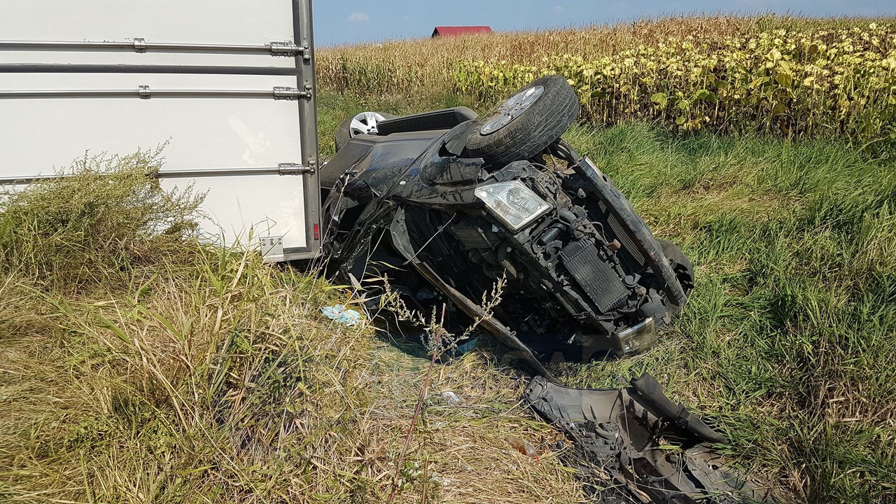 CONCLUZIE. O femeie, vinovată de accidentul de pe DN 19. A staționat pe carosabil cu mașina