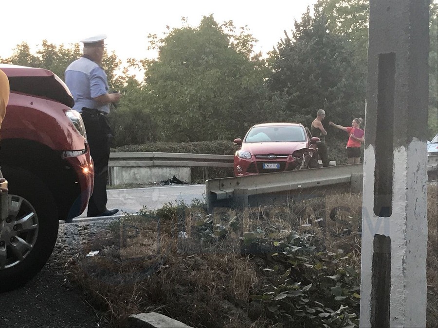 FOTO. Accident în lanț, cu victimă, pe Drumul Național 19