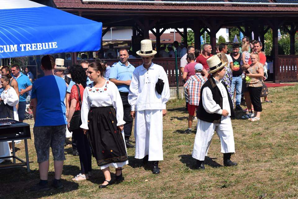 FOTOGALERIE. Sărbătoare în Țara Codrului! Explozie de culoare și tradiție codrenească la Oțeloaia
