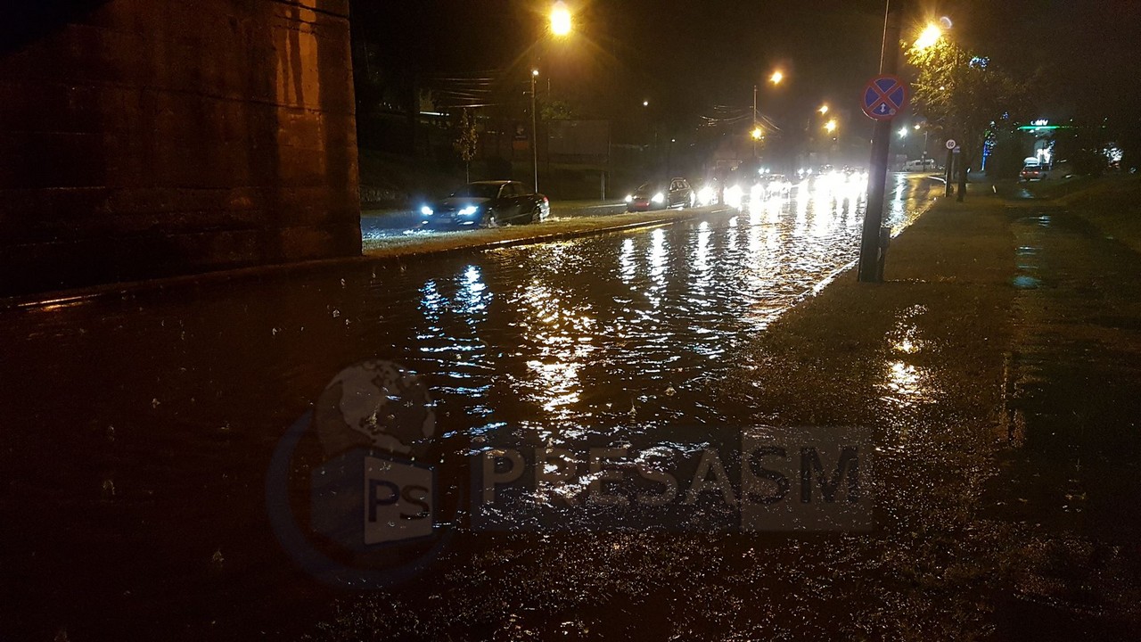 FOTO/VIDEO. Zone inundate în municipiul Satu Mare după codul portocaliu