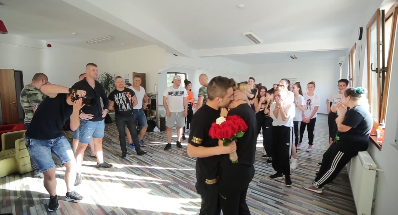 VIDEO. Cerere în căsătorie șocantă în Satu Mare. Scenariu de mare efect