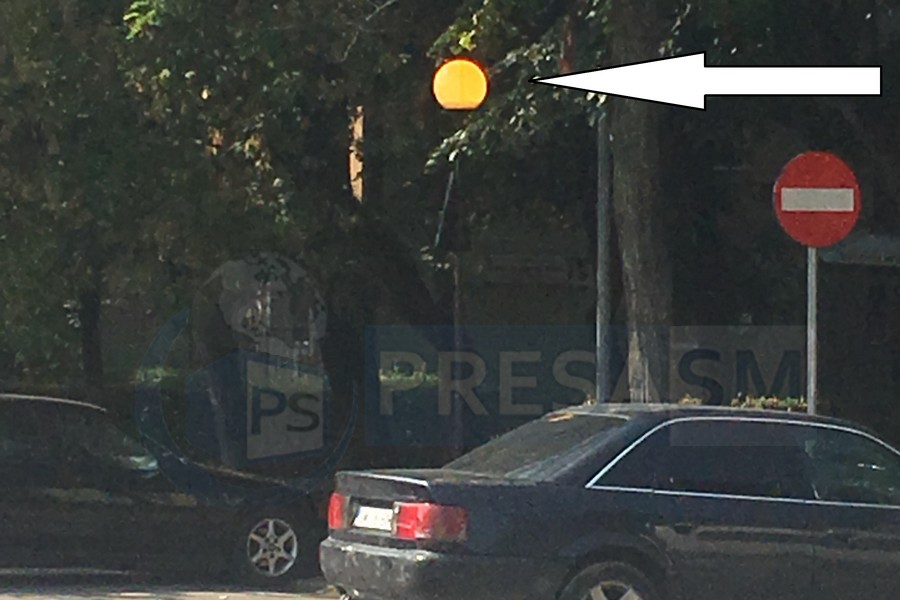 FOTOGALERIE. Iluminatul public, pornit în plină zi în Satu Mare