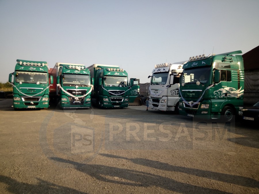 VIDEO. Alai de nuntă cu TIR-uri prin județul Satu Mare