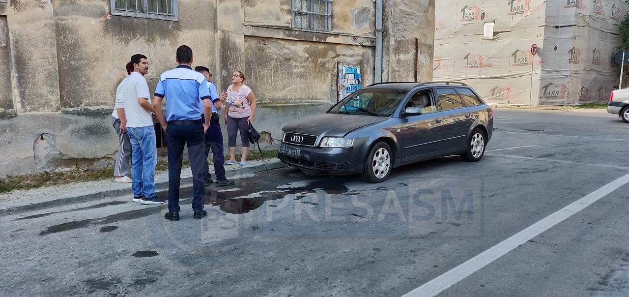 FOTOGALERIE. Accident rutier în Satu Mare. Ceartă între două șoferițe