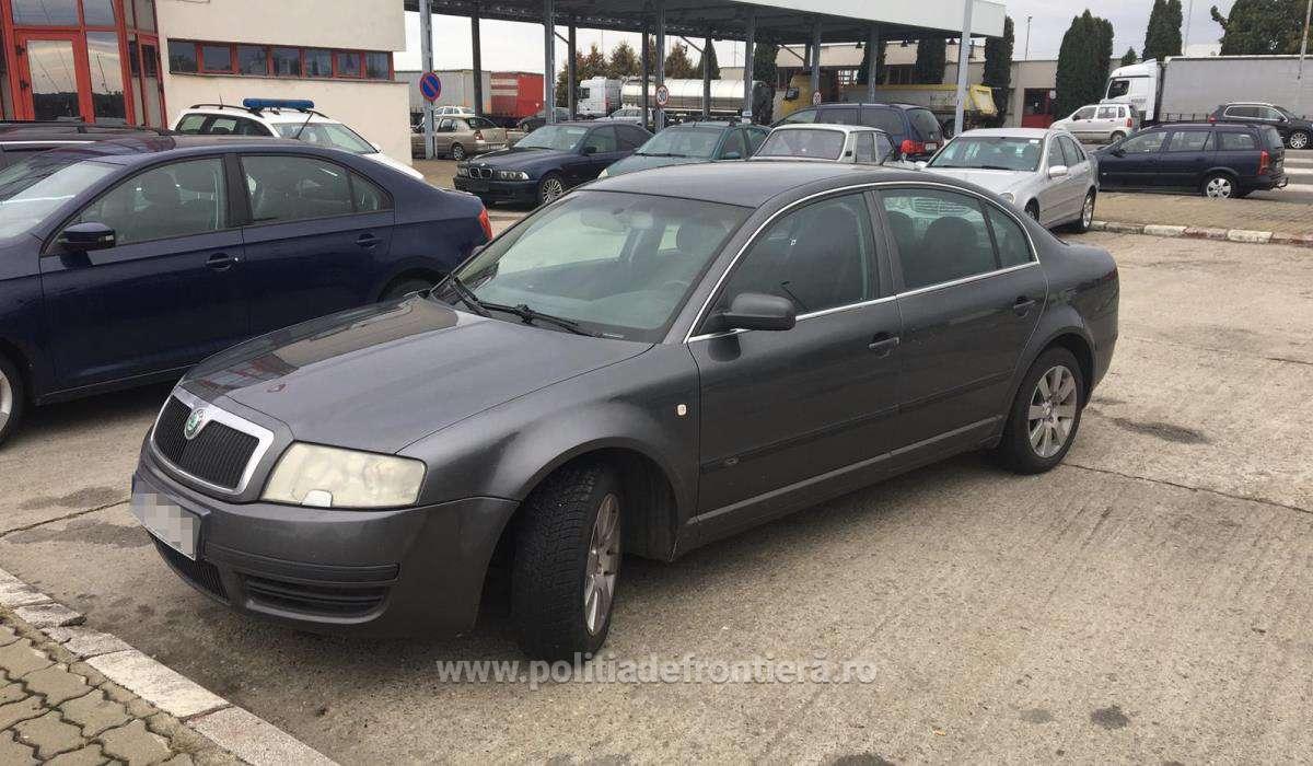 FOTO. Cum a rămas un șofer fără mașină în PTF Petea. Polițiștii, intransigenți