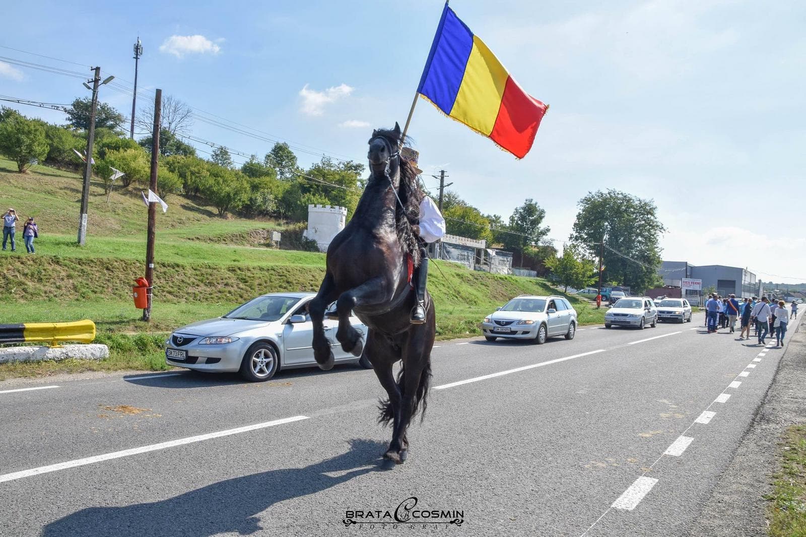 VIDEO. Călare spre Alba Iulia. Delegația s-a confruntat cu "probleme tehnice"