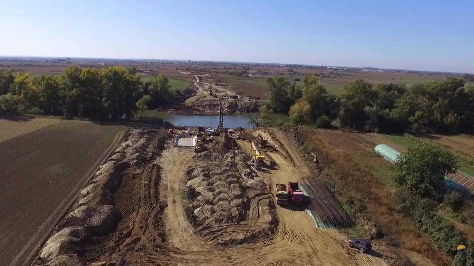 FOTOGALERIE. Lucrări intense la noul pod peste Someș, în municipiul Satu Mare