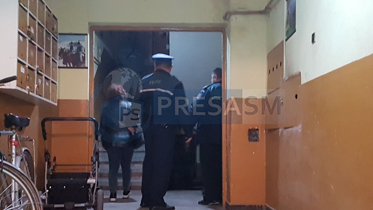 FOTO. Un bătrân și un tânăr, găsiți decedați în Micro15