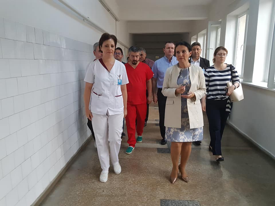 Ministrul Sănătății, la Satu Mare: Se mai dă șpagă în spitale. Fenomenul nu va dispărea repede