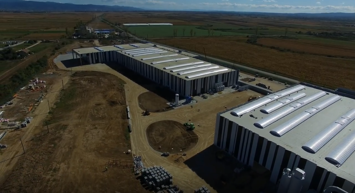 VIDEO. Mega investiția de la Medieșu Aurit, aproape finalizată. Sute de locuri de muncă