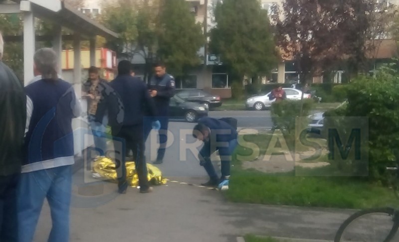 FOTOGALERIE. DRAMĂ. Sătmărean decedat pe stradă, în Cartierul Micro 17