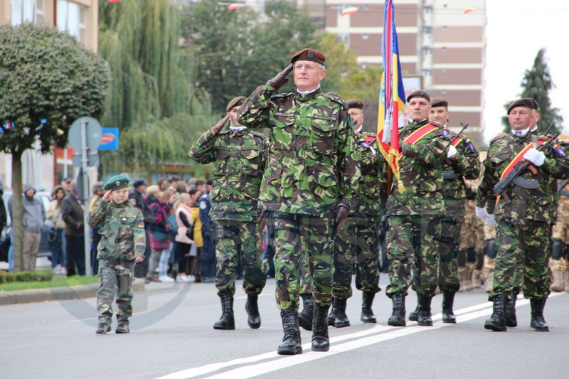 Ziua Armatei, mutată în premieră după-masa! Aparent, din motive electorale