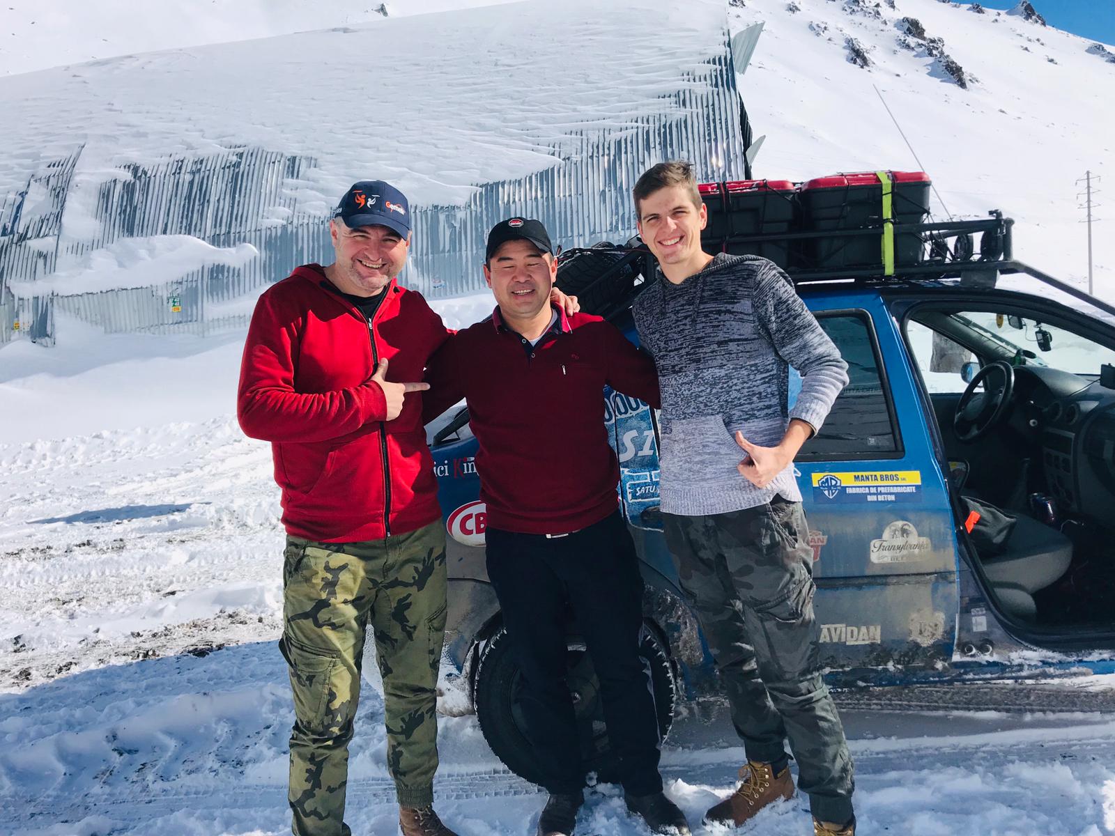 FOTO. Probleme pentru echipa Bertici. Iarna le pune piedici serioase în Asia