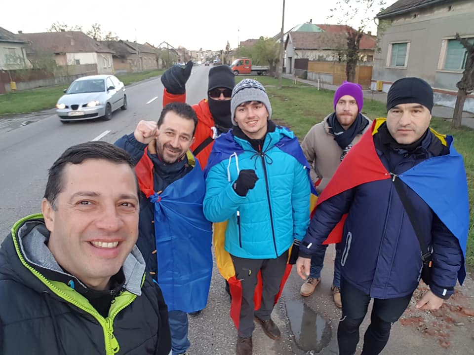 VIDEO. Doi dintre careieni au abandonat "Drumul Unirii" spre Alba Iulia! Nintaș: "Nu o să ne lăsăm"