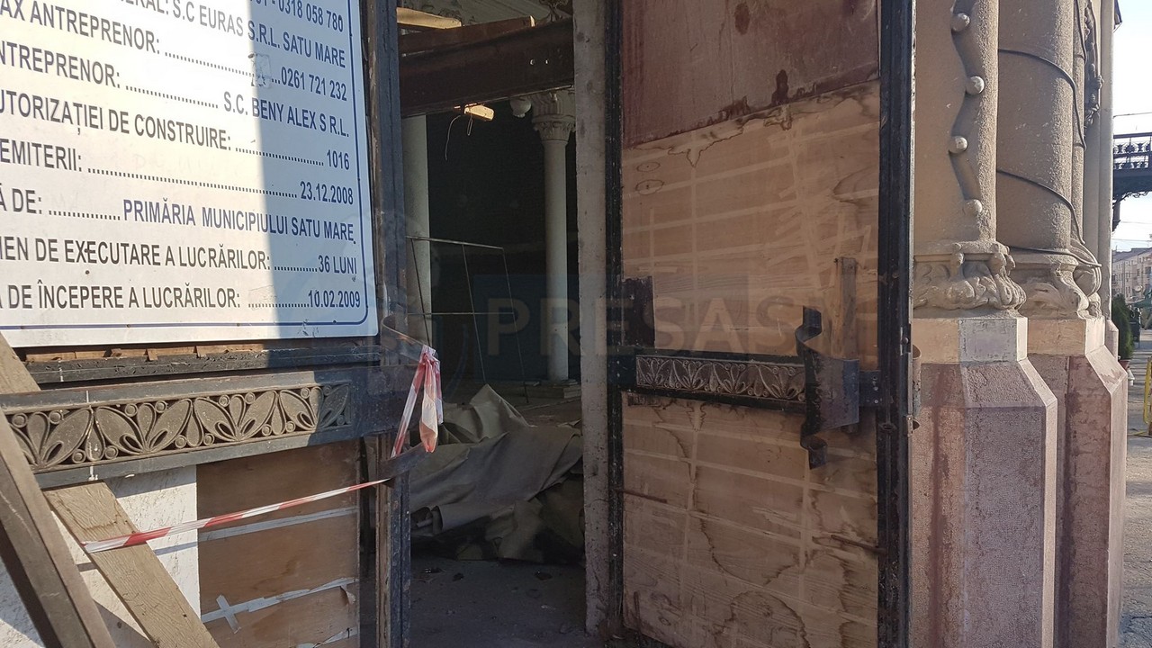 FOTOGALERIE. Au început lucrările. Hotelul Dacia intră în conservare