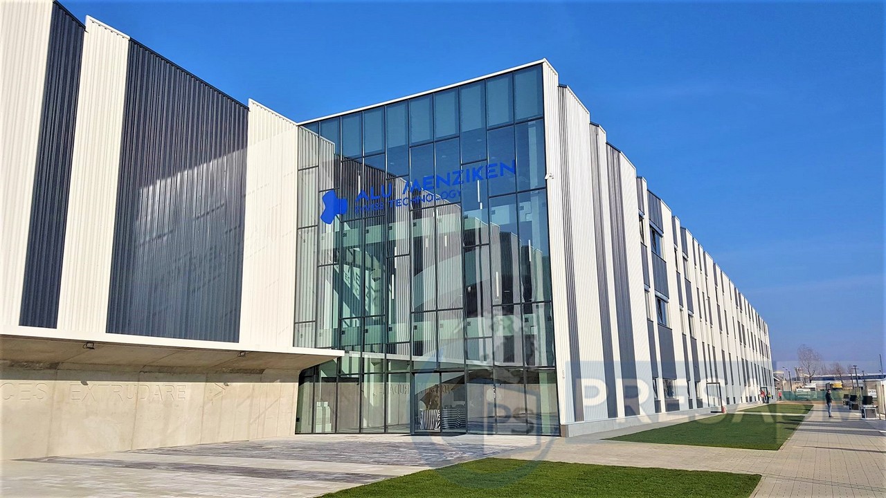 FOTO/VIDEO. Gigantul Alu Menziken a inaugurat fabrica de la Medieșu Aurit! Sute de locuri de muncă