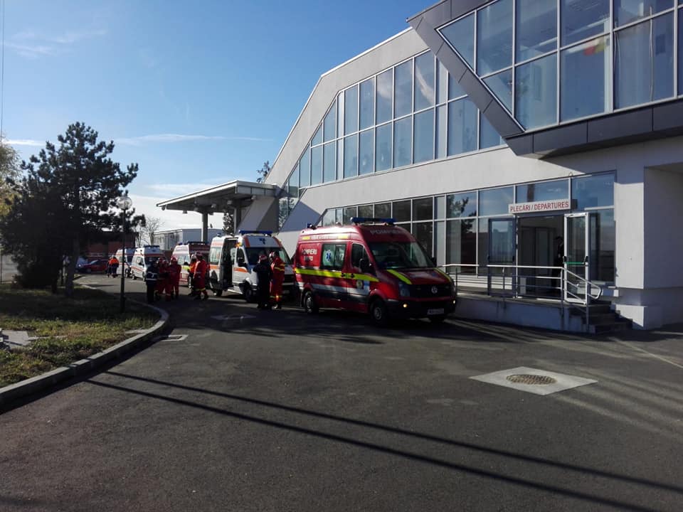 ANCHETĂ. Polițist bătut și amenințat cu moartea la Aeroportul Satu Mare