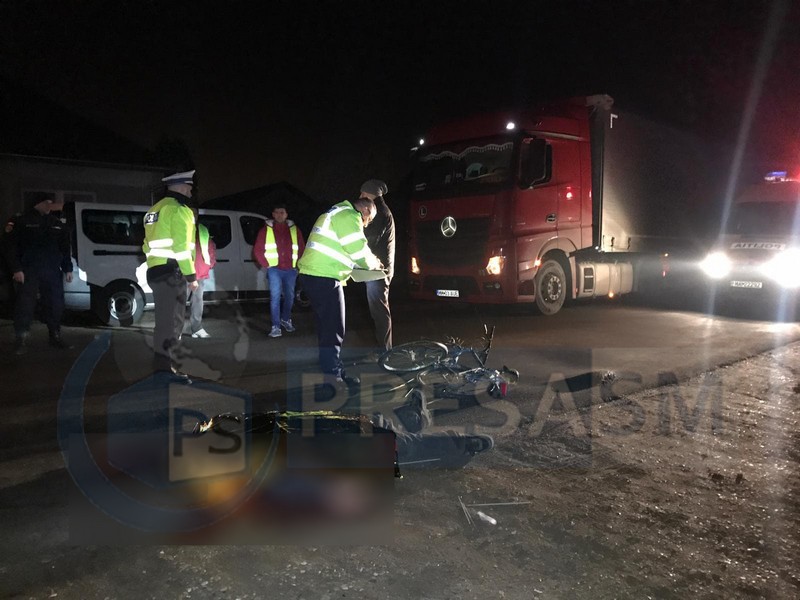 FOTO/VIDEO. Accident teribil! Biciclist mort pe șosea, la periferia municipiului Satu Mare