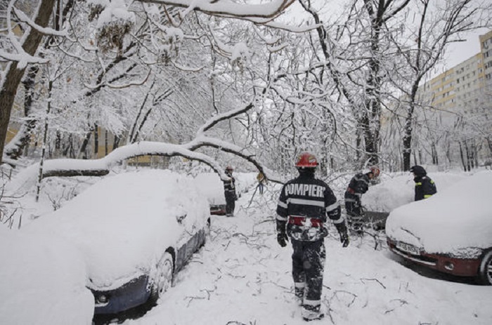 Ședință de urgență la Prefectură. Vin ninsorile și gerul și peste județul Satu Mare