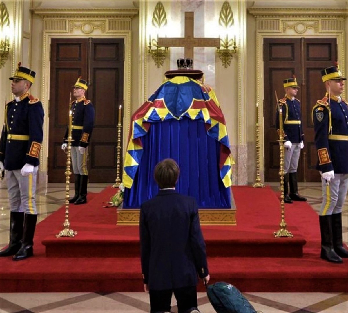 România comemorează. S-a împlinit un an de la moartea Regelui Mihai