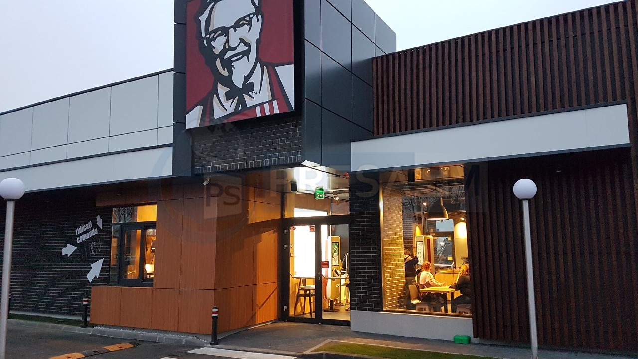 Reacția KFC în scandalul germenilor. Deciziile companiei afectează și unitățile din Satu Mare