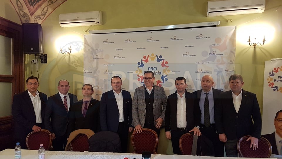 PROTEST. Lovitură dură pentru PSD Satu Mare! Trei consilieri județeni și-au dat demisia