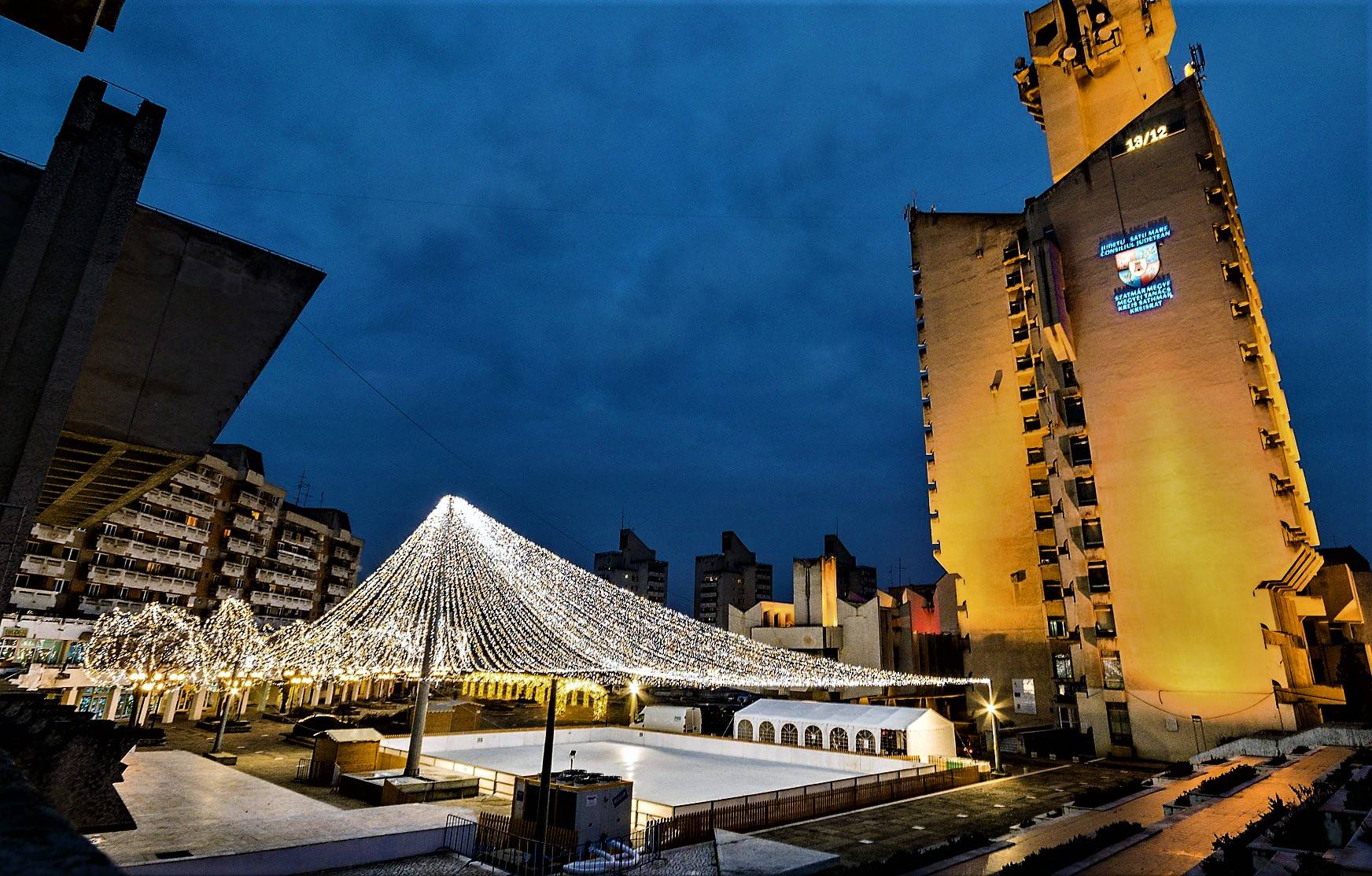 FOTO. Veste proastă pentru sătmăreni! Se închide patinoarul din centru