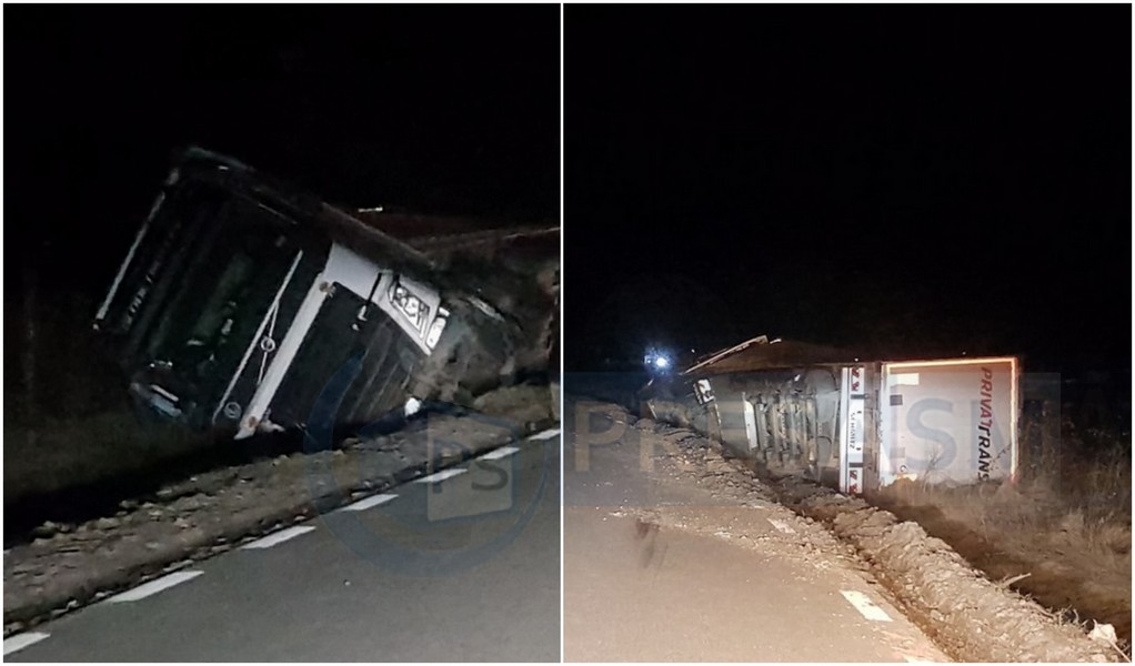 FOTO. TIR răsturnat în șanț pe caricatura de ”centură” a municipiului Satu Mare