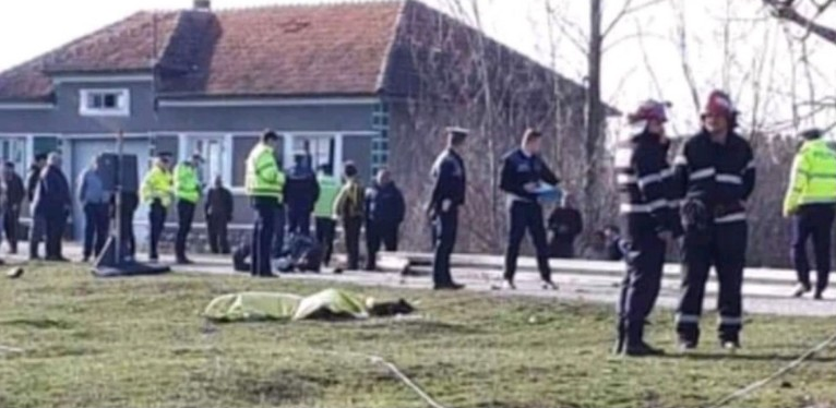 FOTO. Accident mortal în Bihor. Drogat şi băut la volan, un tânăr de 20 de ani şi-a ucis pasagerul