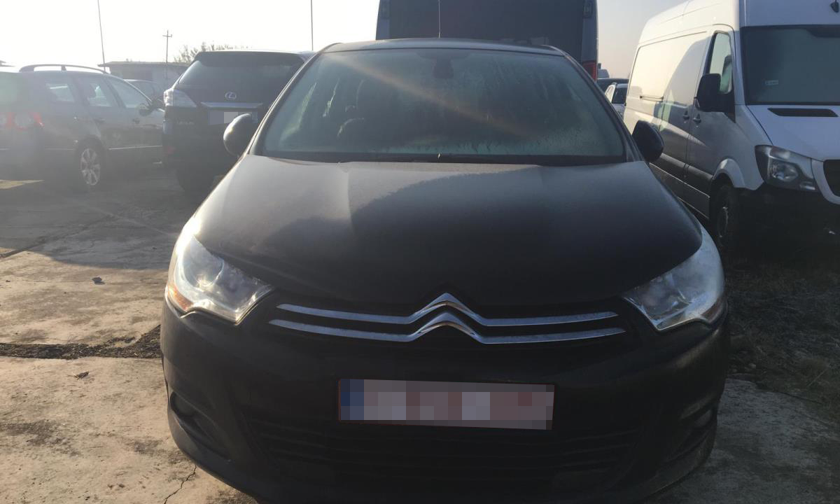 FOTO. Surpriză pentru un bărbat în PTF Petea! Cum a rămas fără mașină