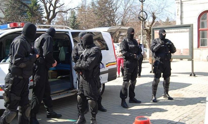 Percheziții în județul Satu Mare. Cinci suspecți, doi reținuți pentru furt calificat