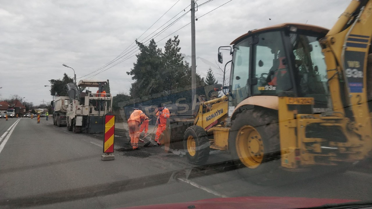 FOTO. Atenție în trafic! S-a dat startul marilor plombări