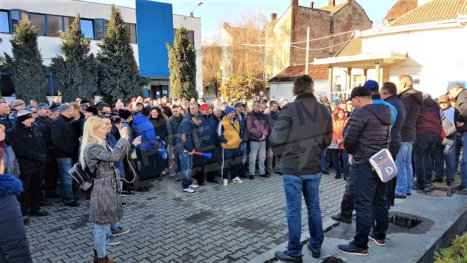 FOTO/VIDEO. Greva de la Electrolux a intrat în a doua săptămână: "Nu cedăm!"