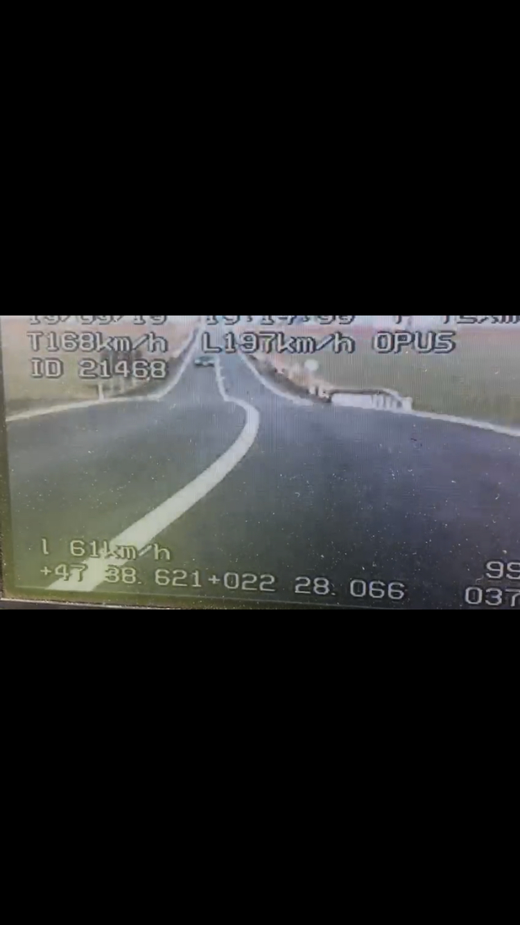 FOTO. Cine este tânărul care a ”zburat” cu 197 de km/h pe centura Careiului