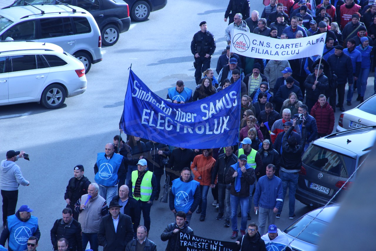 Greviștii cer întâlnire de urgență la Electrolux. Există pericolul radicalizării protestelor