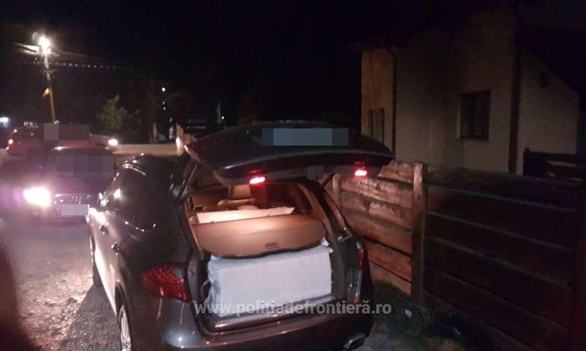 FOTO. Contrabanda se face și cu Porsche-ul în județul Satu Mare. Se fac bani, nu glumă