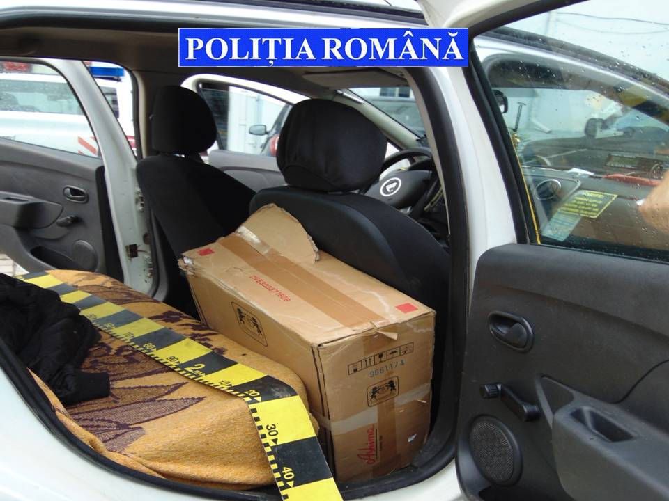 Țigările de contrabandă, transportate cu taxi-ul în municipiul Satu Mare