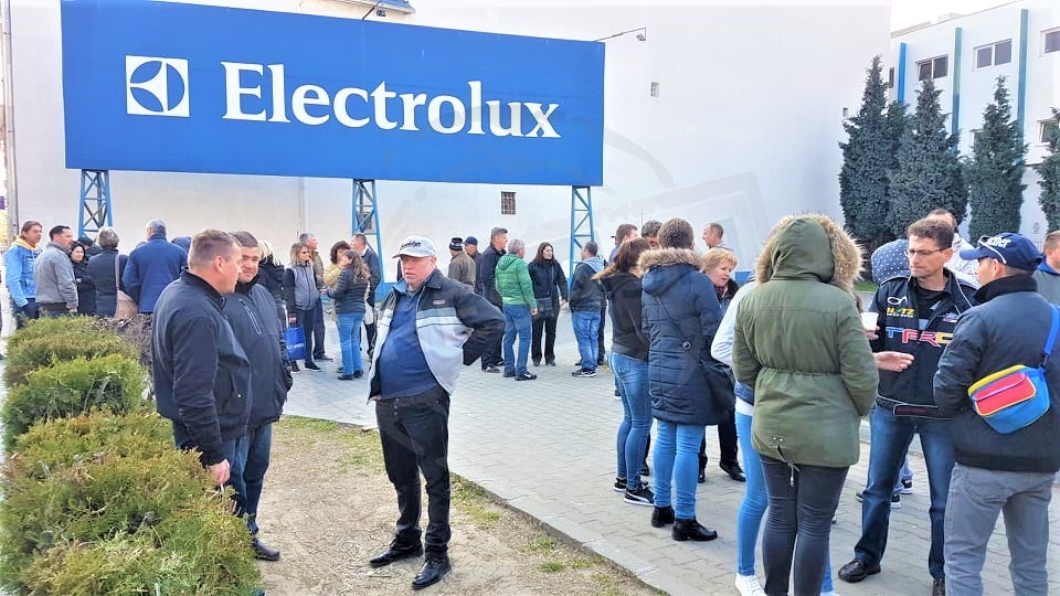 Electrolux: "Suntem preocupați de confortul emoțional" al angajaților. Compania oferă consiliere