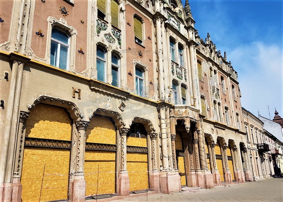 Proprietarul Hotelului Dacia l-a cumpărat degeaba. Întârziere de neînțeles a reabilitării