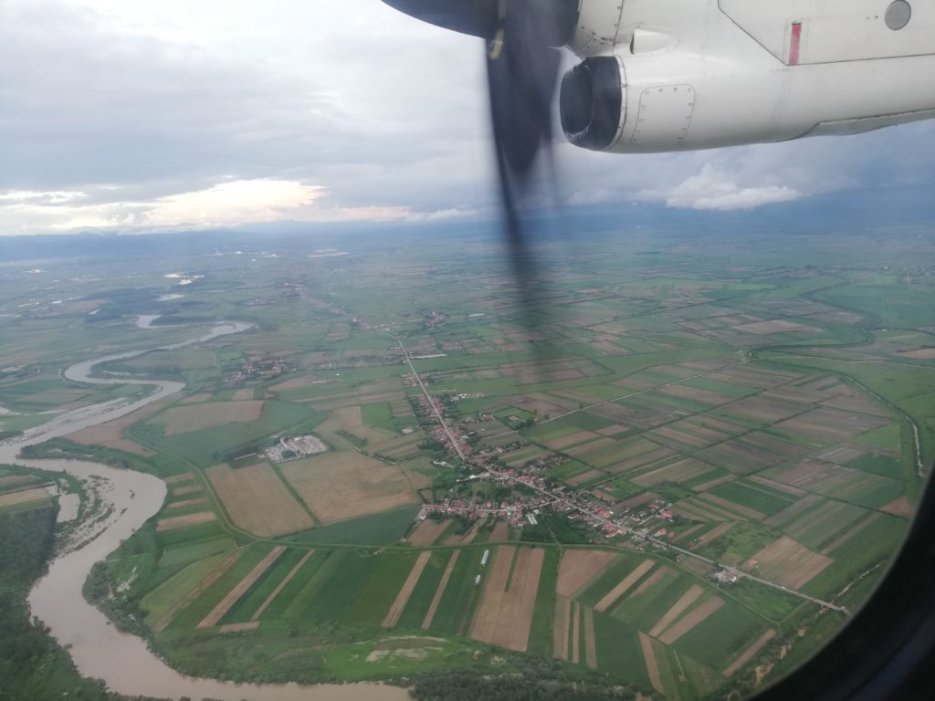 FOTO. Someșul și-a ieșit din matcă. Culturile agricole, sub amenințarea apelor