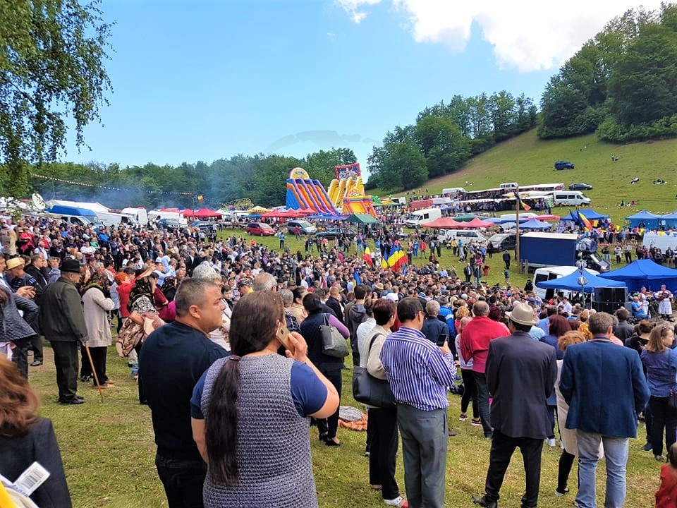 PROGRAM. Sâmbra Oilor, duminică, 1 mai. Evenimentul de suflet al oșenilor